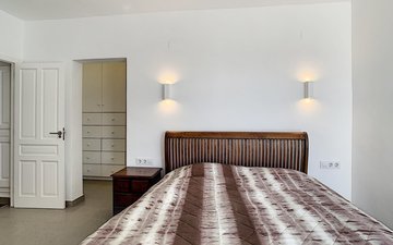 Property slide 23