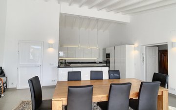 Property slide 44