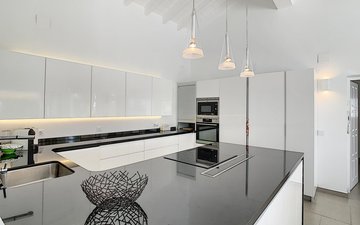 Property slide 46