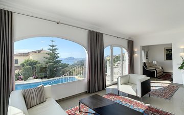 Property slide 9