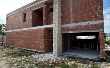 Property slide 22
