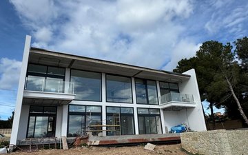 Property slide 21