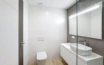 Property slide 20