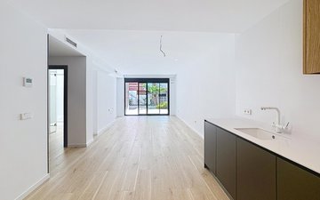 Property slide 6
