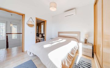 Property slide 18