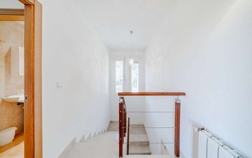 Property slide 21