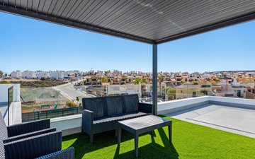 Property slide 32