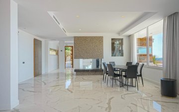 Property slide 14
