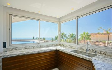 Property slide 20