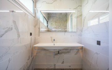 Property slide 32