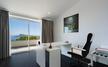 Property slide 34