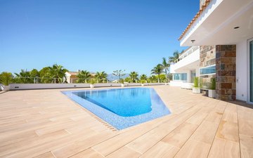 Property slide 71