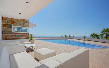 Property slide 73