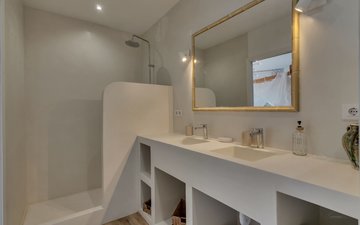 Property slide 30