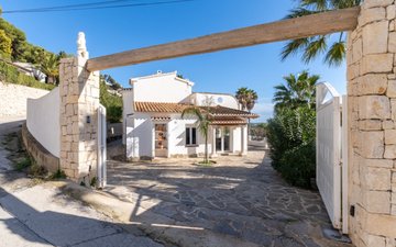 Property slide 39
