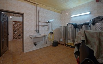 Property slide 30