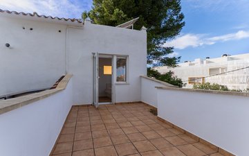 Property slide 20
