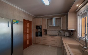 Property slide 21