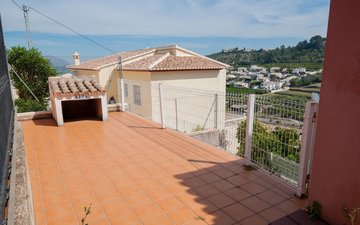 Property slide 52