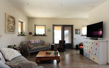 Property slide 9