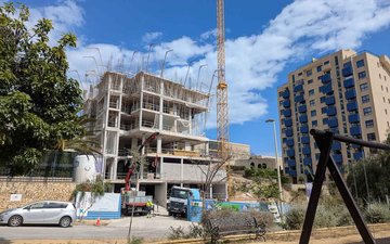Property slide 16