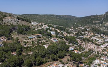 Property slide 17