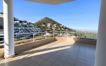 Property slide 25
