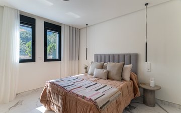 Property slide 18