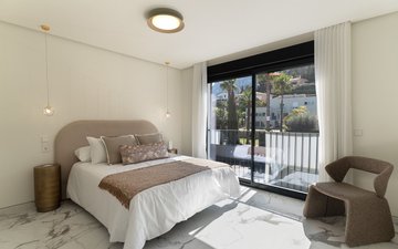 Property slide 21