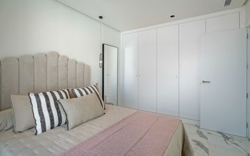 Property slide 25