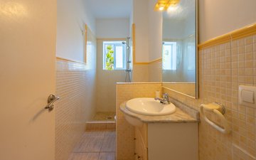 Property slide 19