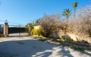 Property slide 40