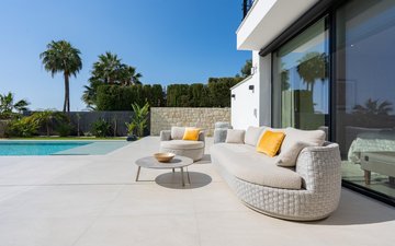 Property slide 18
