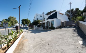 Property slide 107