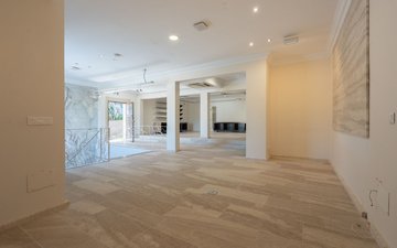 Property slide 22