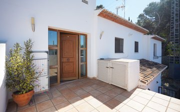 Property slide 33