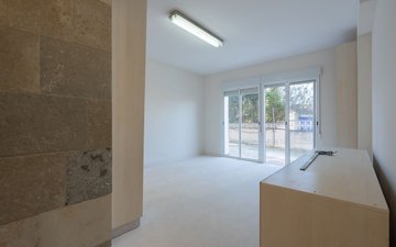 Property slide 83
