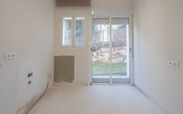Property slide 85