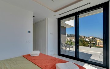 Property slide 17