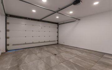 Property slide 48