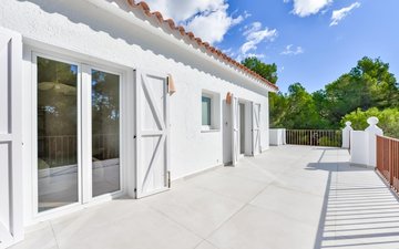 Property slide 41