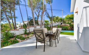 Property slide 50