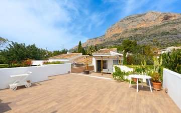 Property slide 24