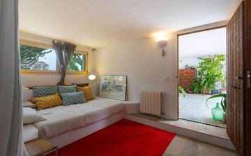 Property slide 25