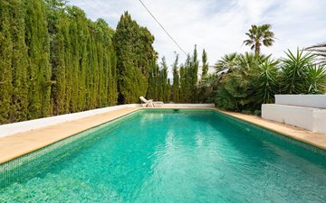 Property slide 62