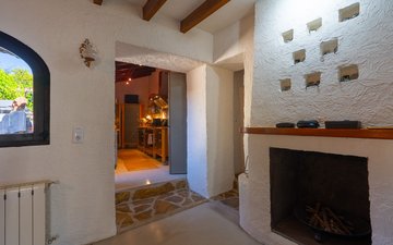 Property slide 11