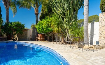Property slide 36