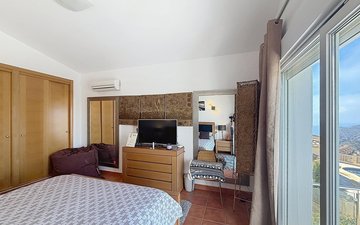 Property slide 35