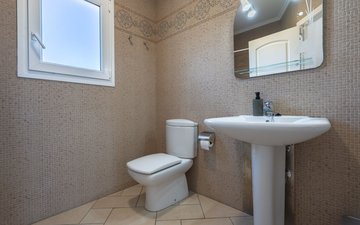 Property slide 24