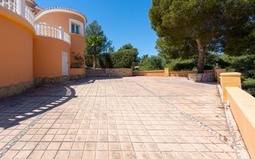 Property slide 29